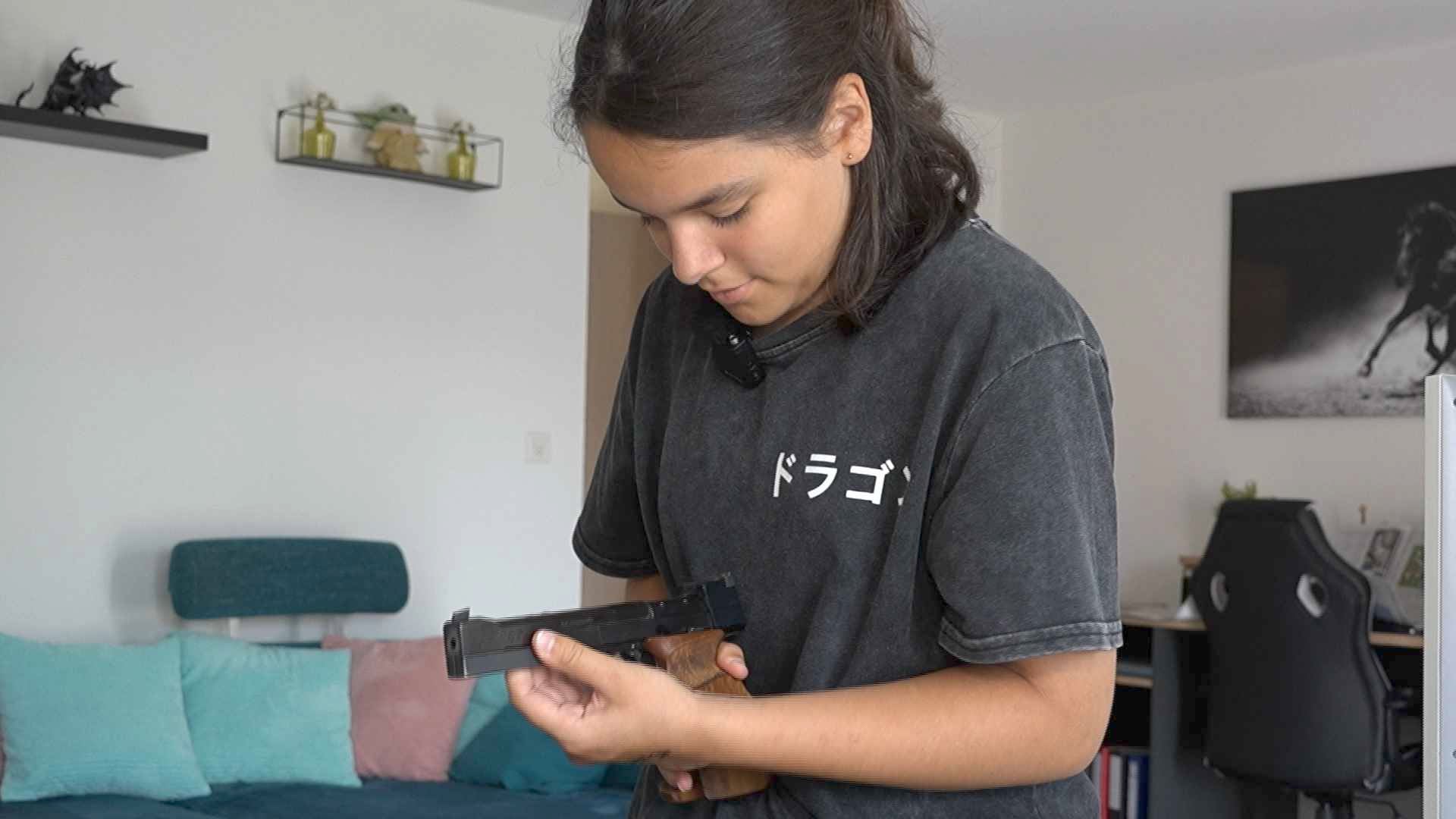 A 11 ans, Larissa découvre la Fête fédérale de tir