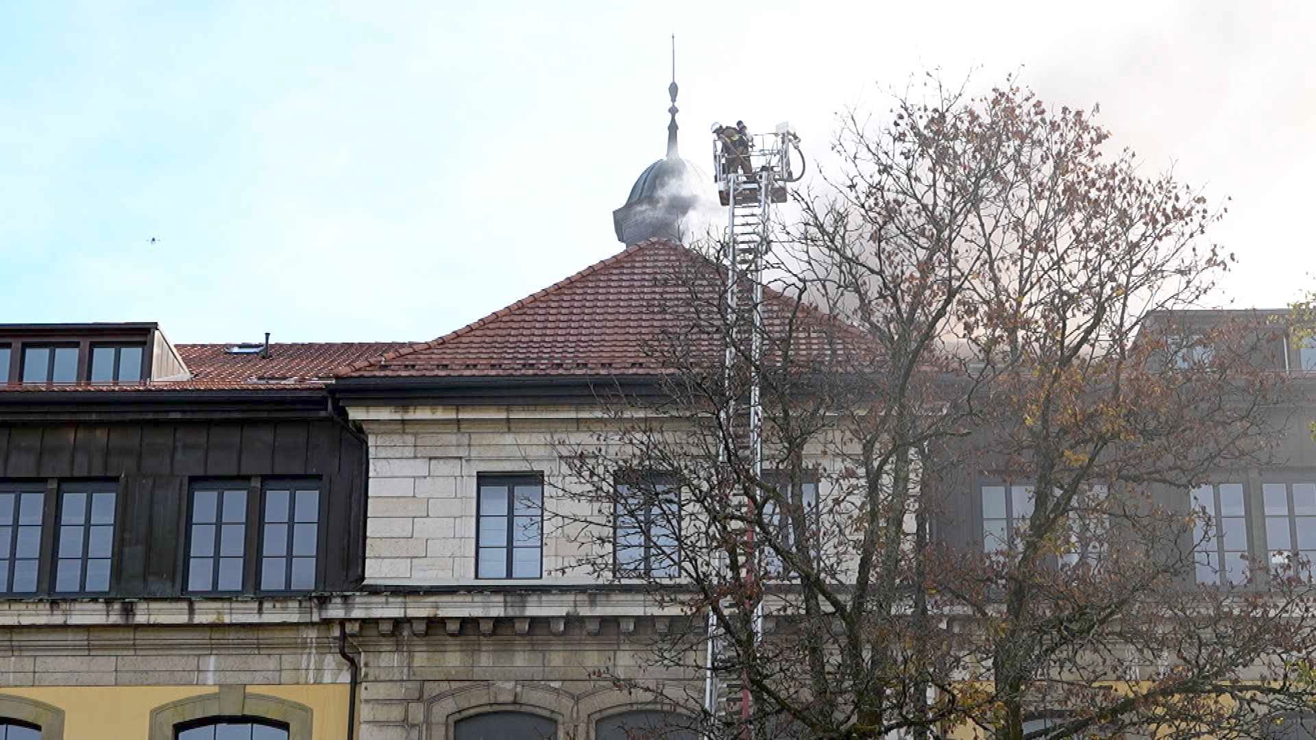 La Bibilothèque de La Chaux-de-Fonds touchée par un incendie