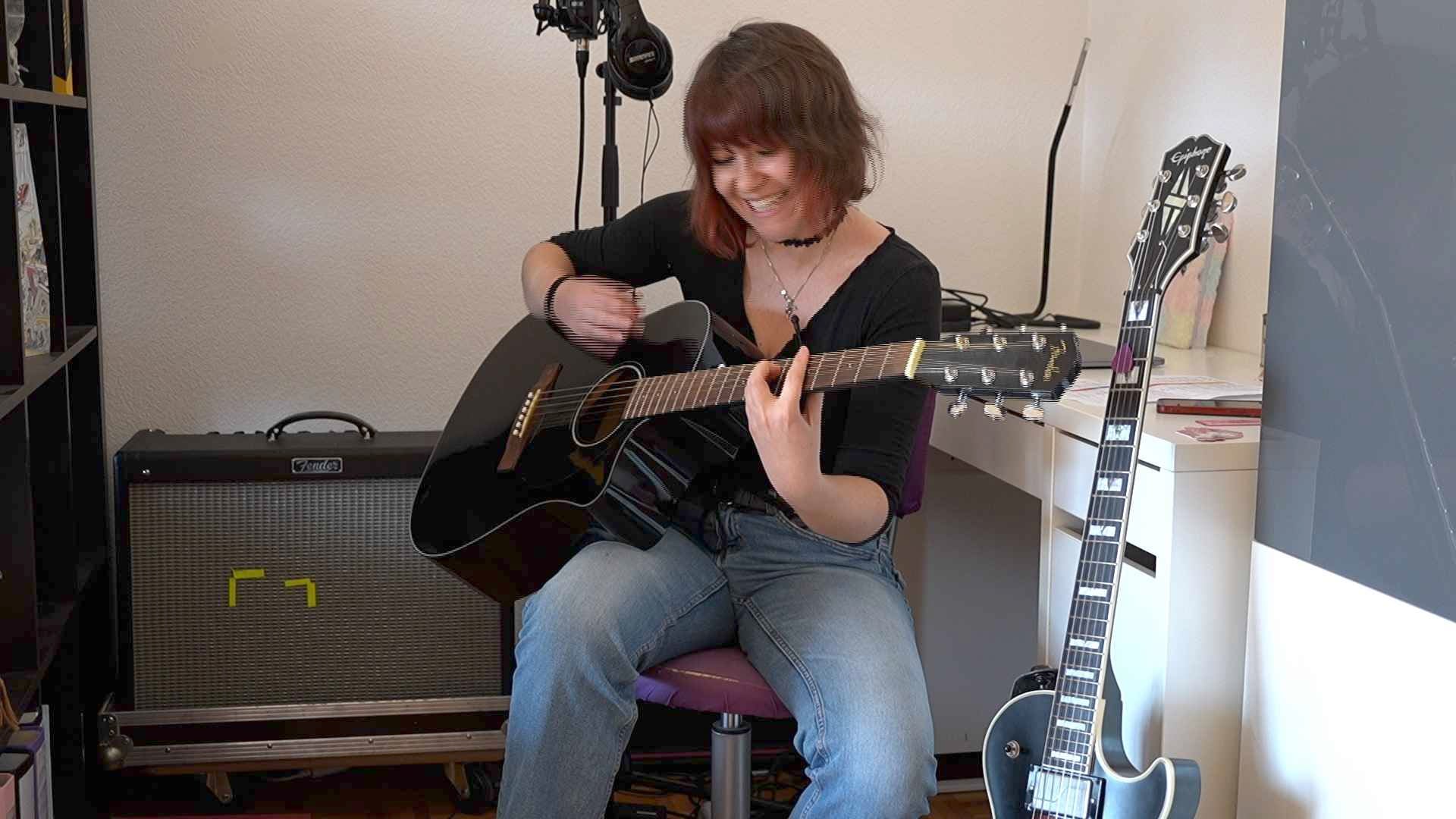 Une rockeuse neuchâteloise intègre une école de musique réputée