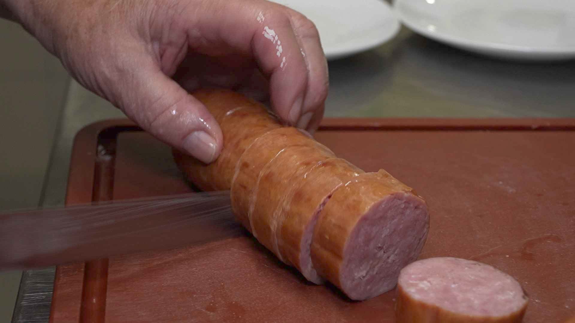 Neuf saucissons neuchâtelois, un seul vainqueur