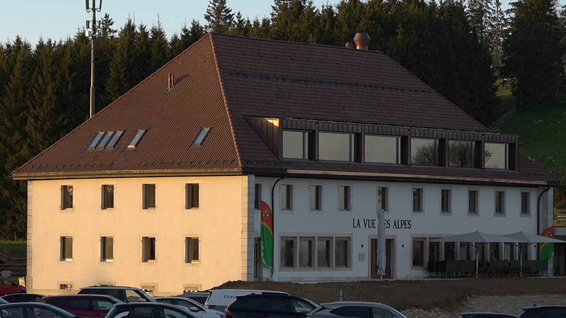 L'hôtel-restaurant de La Vue-des-Alpes fait peau neuve
